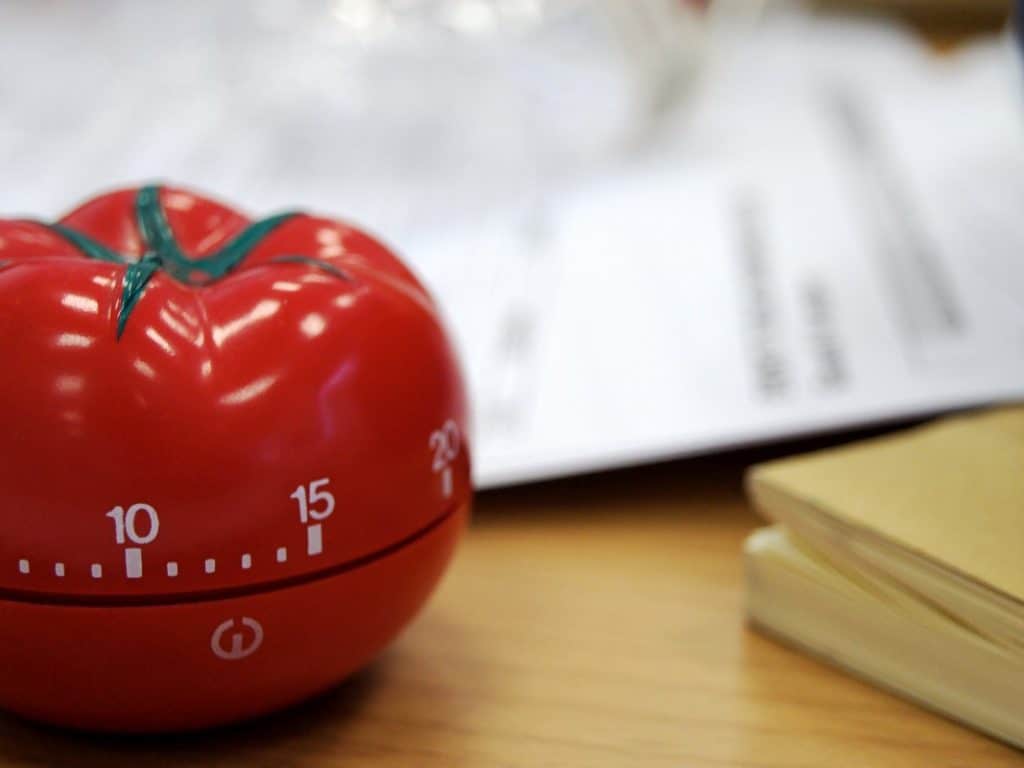 How to Use a Pomodoro Timer to Increase Productivity