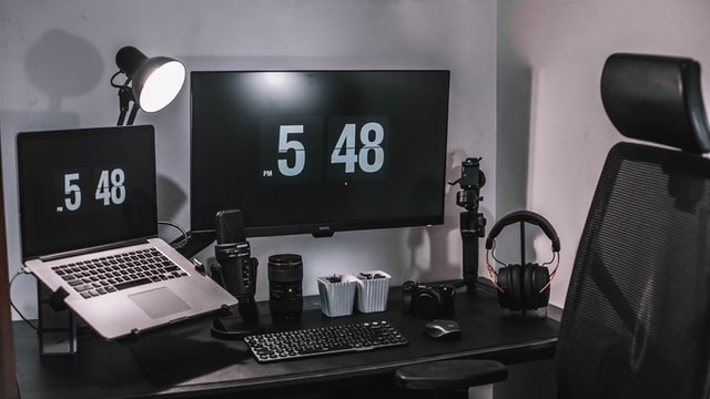 10 desk setup ideas for home office