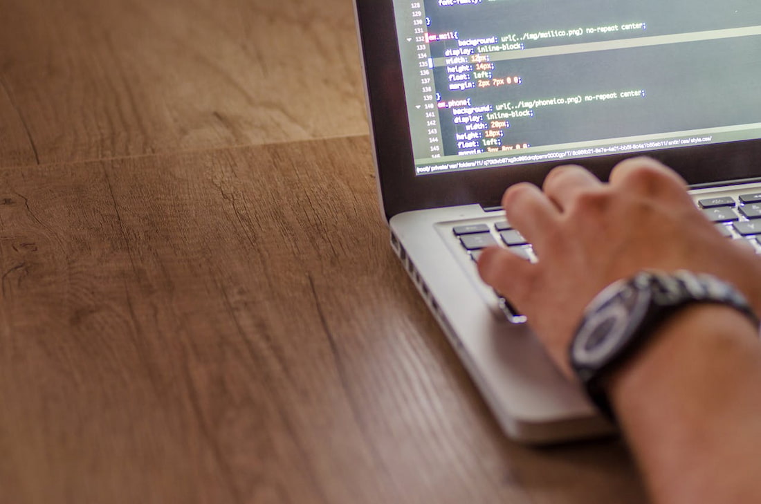 codeium vs github copilot: which ai coding assistant wins in 2025?