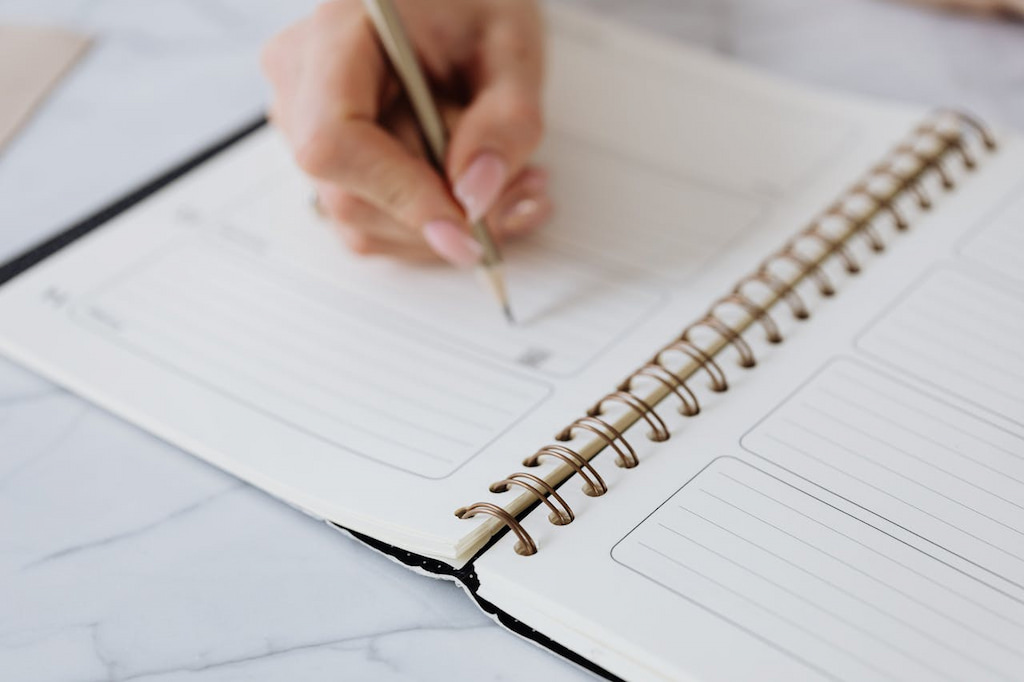 why manual scheduling costs your business more than you think