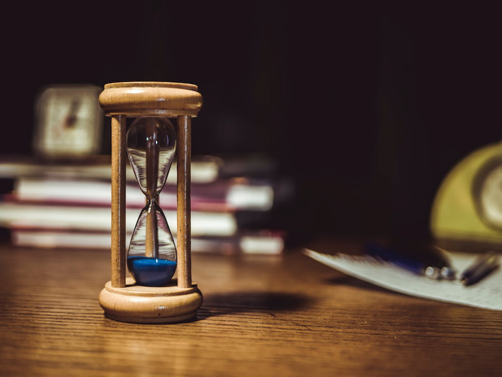 why use a time tracker? here’s what you’ll gain [2025]