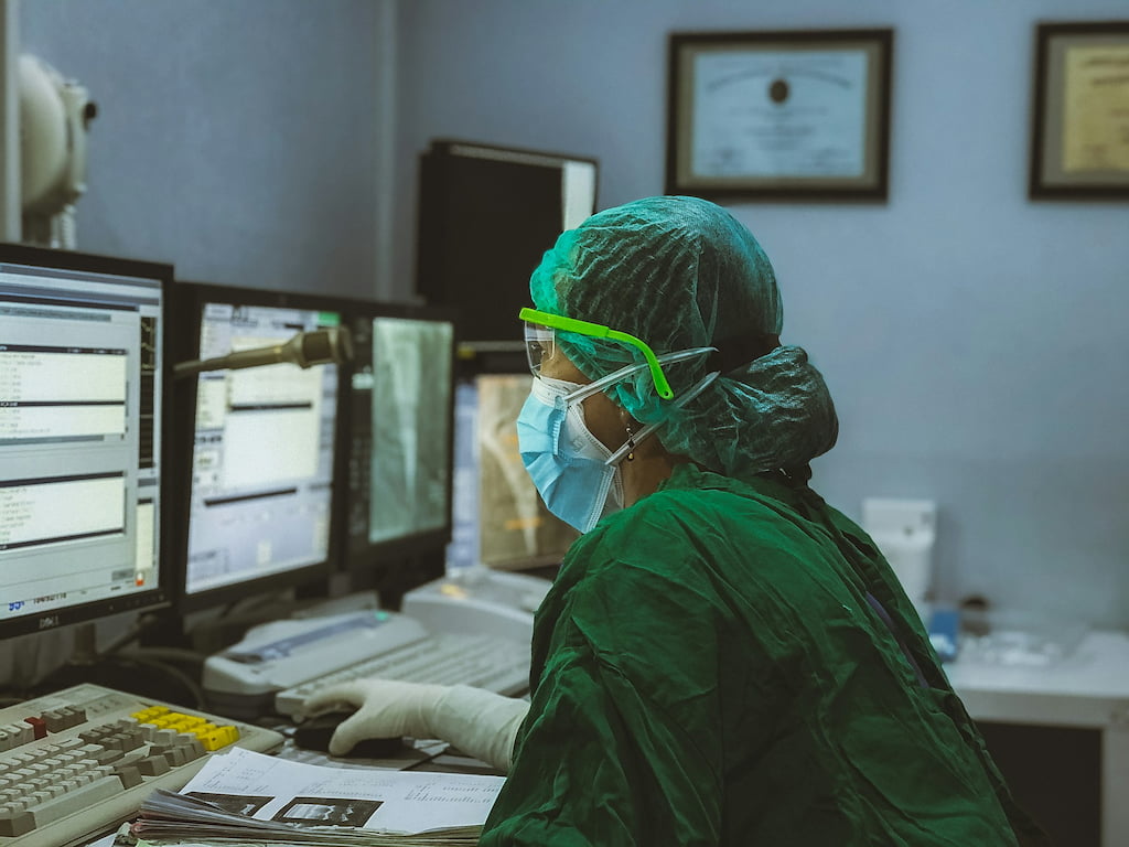 how to run a hospital in 2025: 5 expert tips for modern healthcare leaders